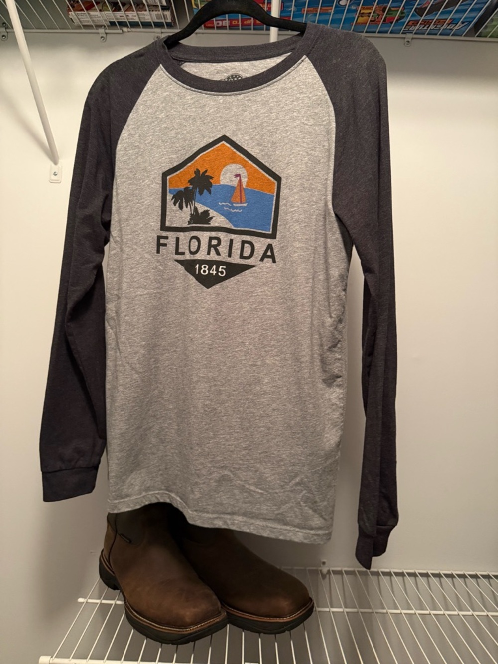 Florida Graphic Raglan Long Sleeve Shirt - Gray with Charcoal Sleeves